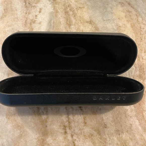 Oakley BUCKET glasses frame, mod 1060-1053, with branded case - Picture 8 of 9